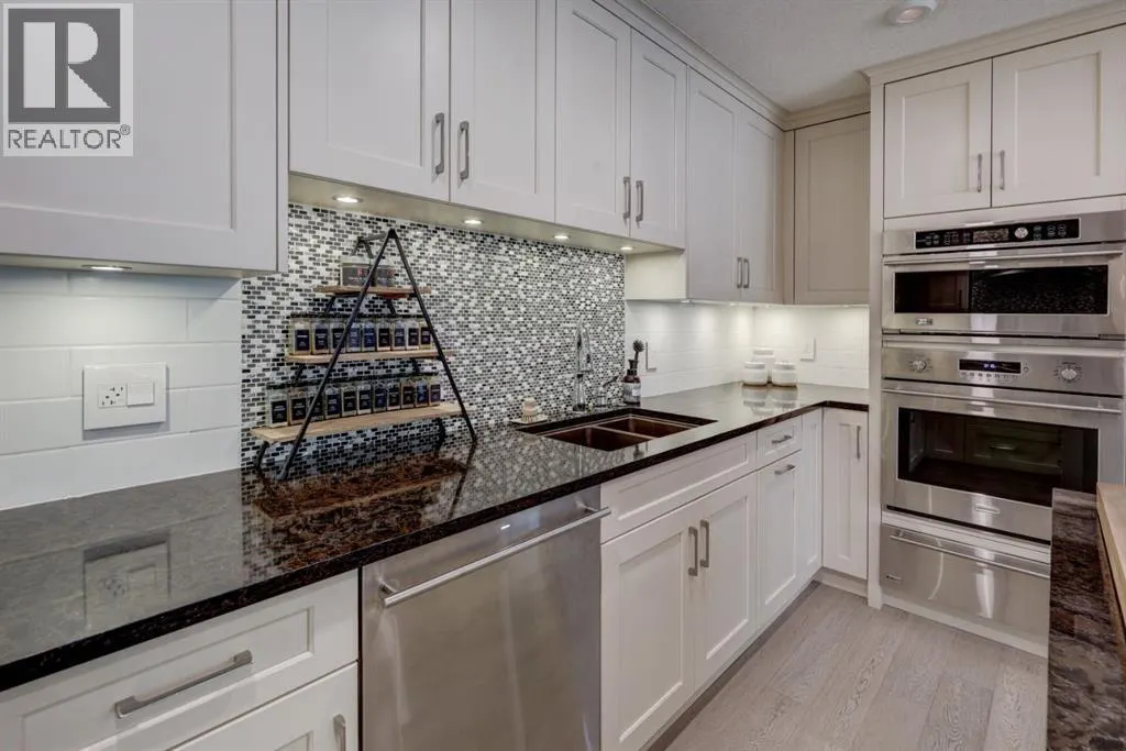 803, 105 Stewart Creek Rise