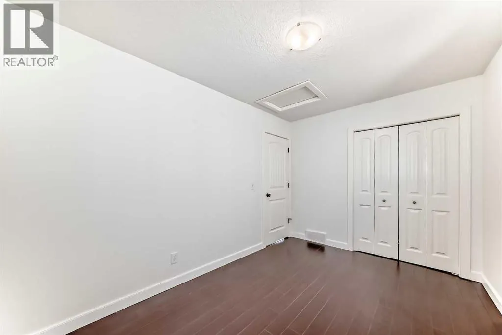 83 Bridlecrest Street SW
