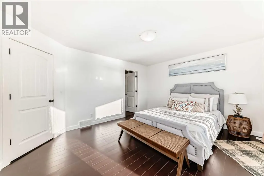 83 Bridlecrest Street SW
