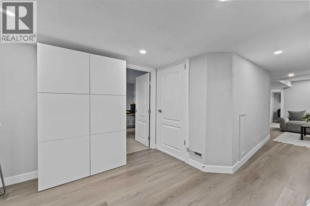 12 Cedargrove Road SW