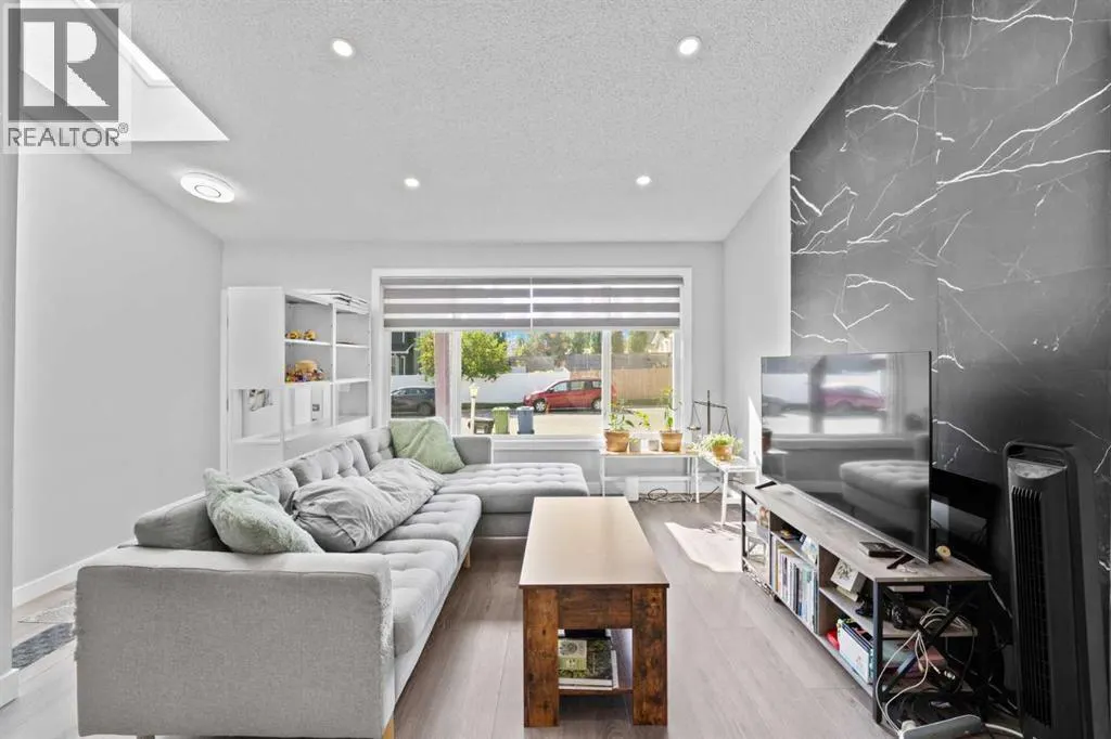 12 Cedargrove Road SW