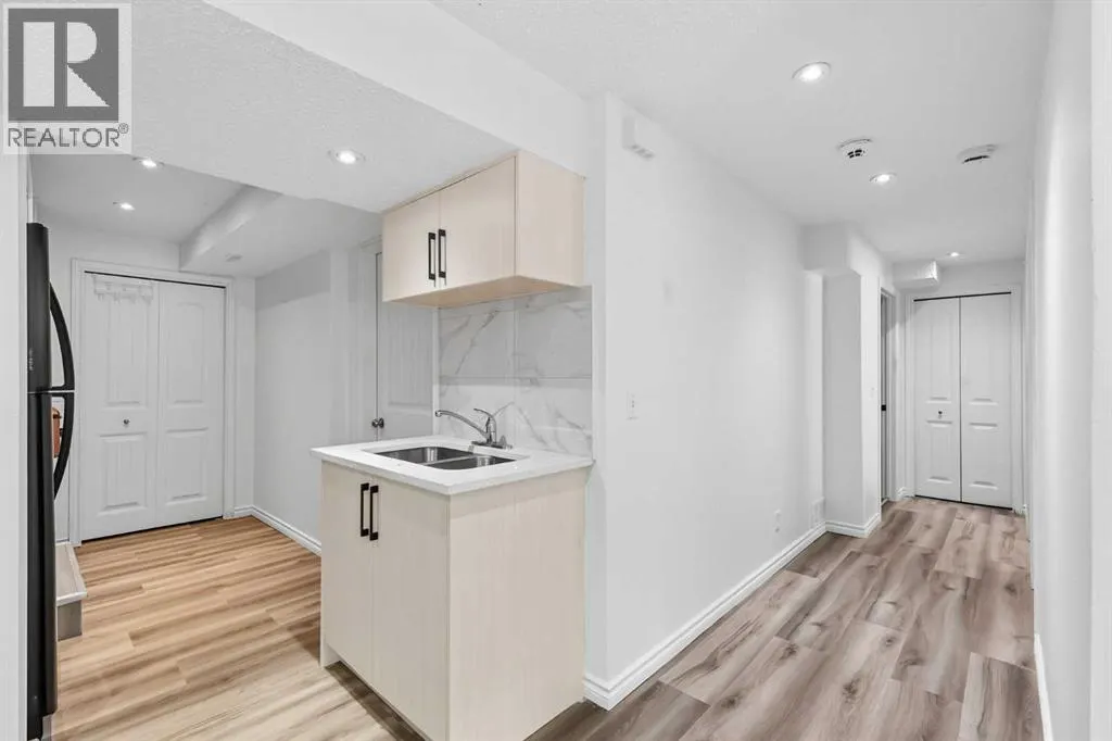 129 Luxstone Green SW