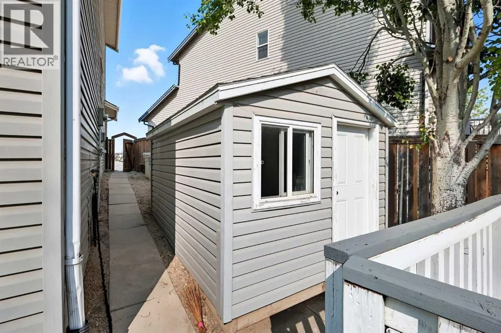129 Luxstone Green SW