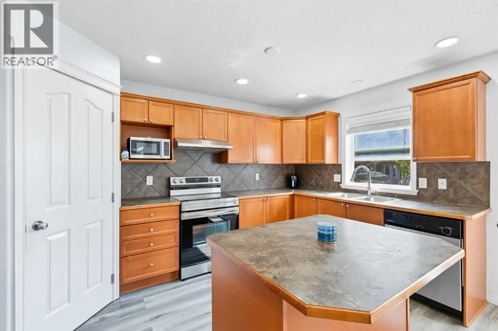 129 Luxstone Green SW