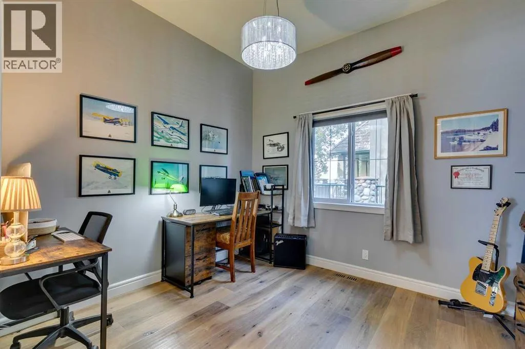 833 East Chestermere Drive