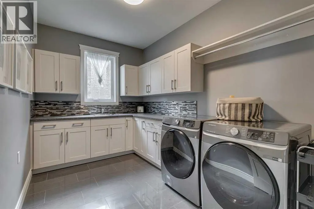 833 East Chestermere Drive