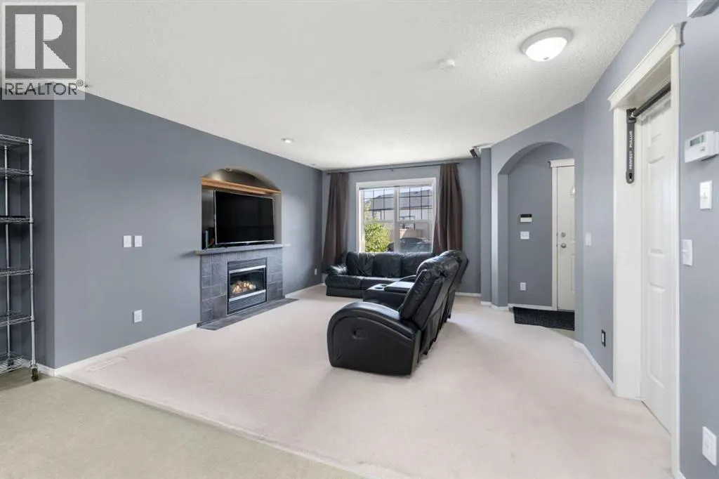 103 Saddlemont Way NE