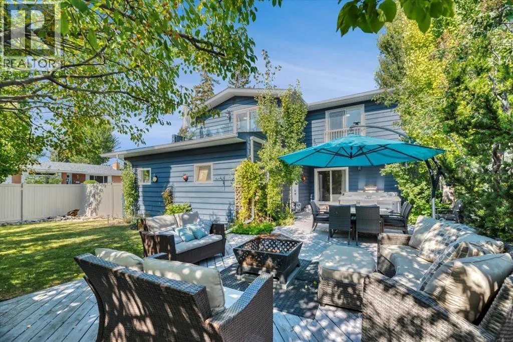 15 Brazeau Crescent SW