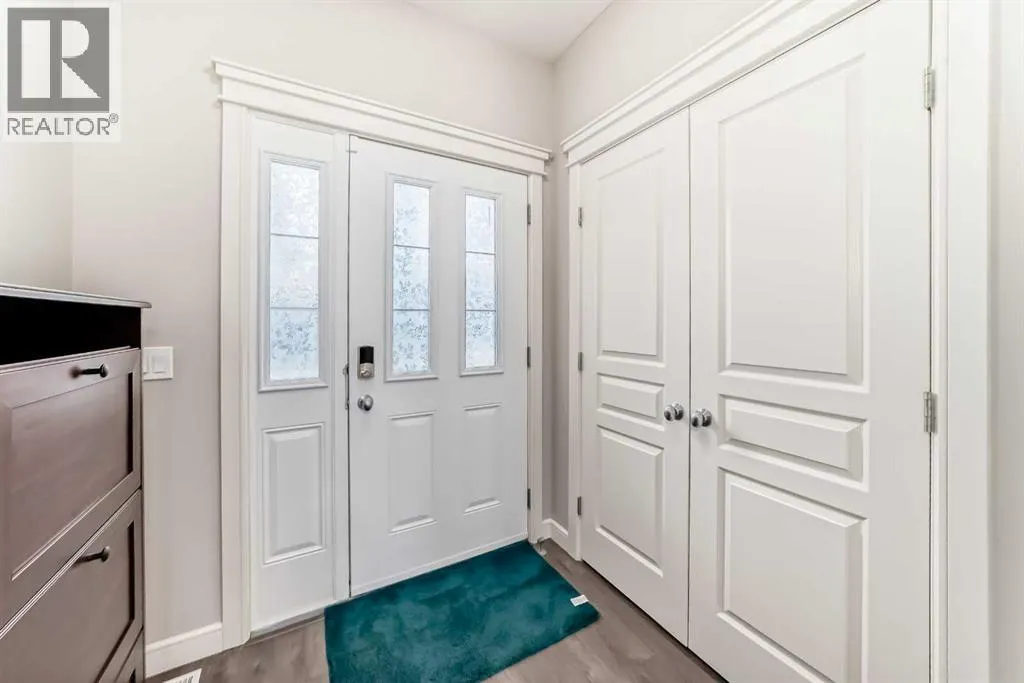 15 Evanscrest Way
