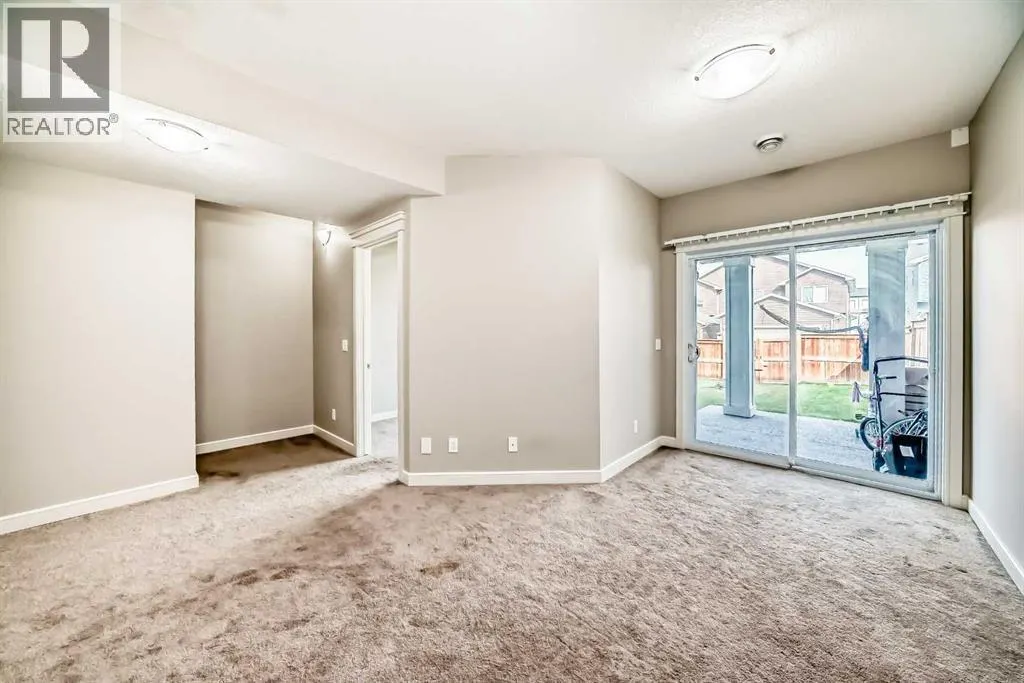 15 Evanscrest Way