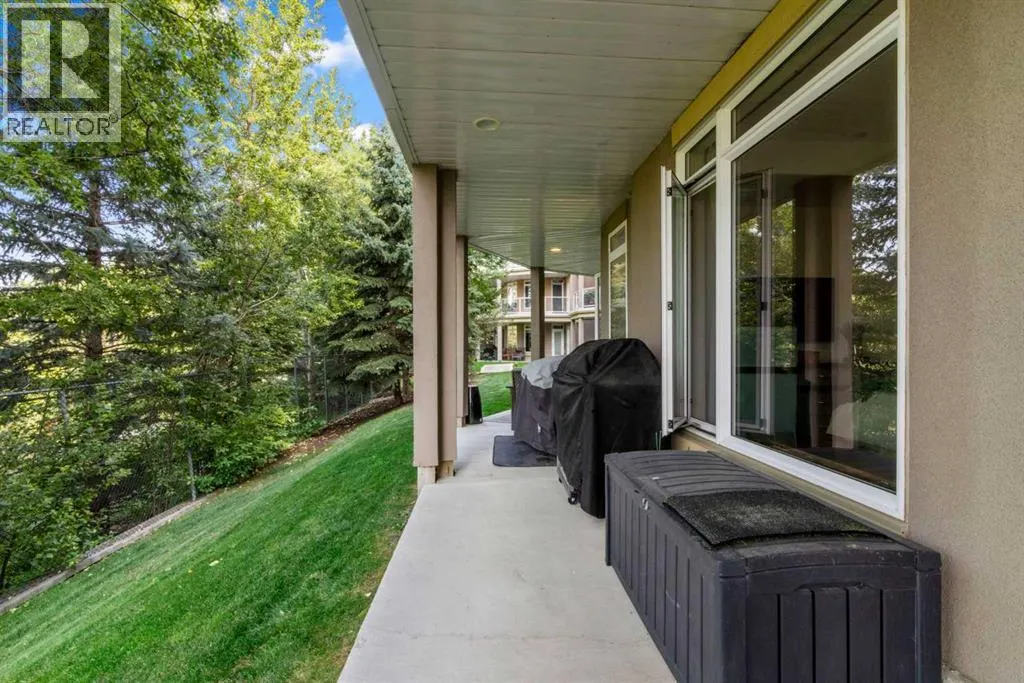 104, 8 Hemlock Crescent