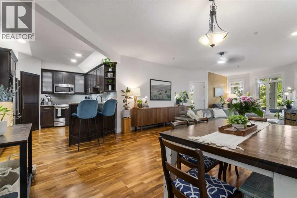 104, 8 Hemlock Crescent