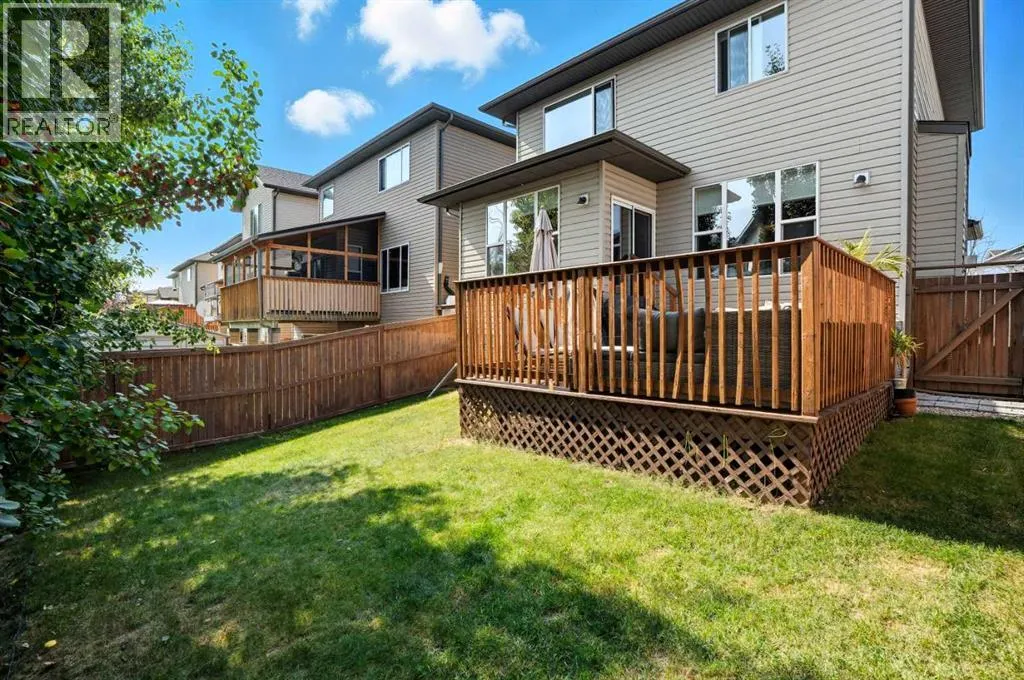 270 Everoak Drive SW