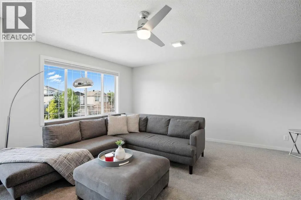 270 Everoak Drive SW