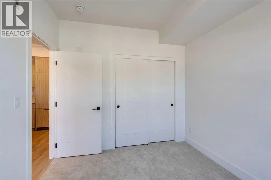 214, 370 Dieppe Drive SW