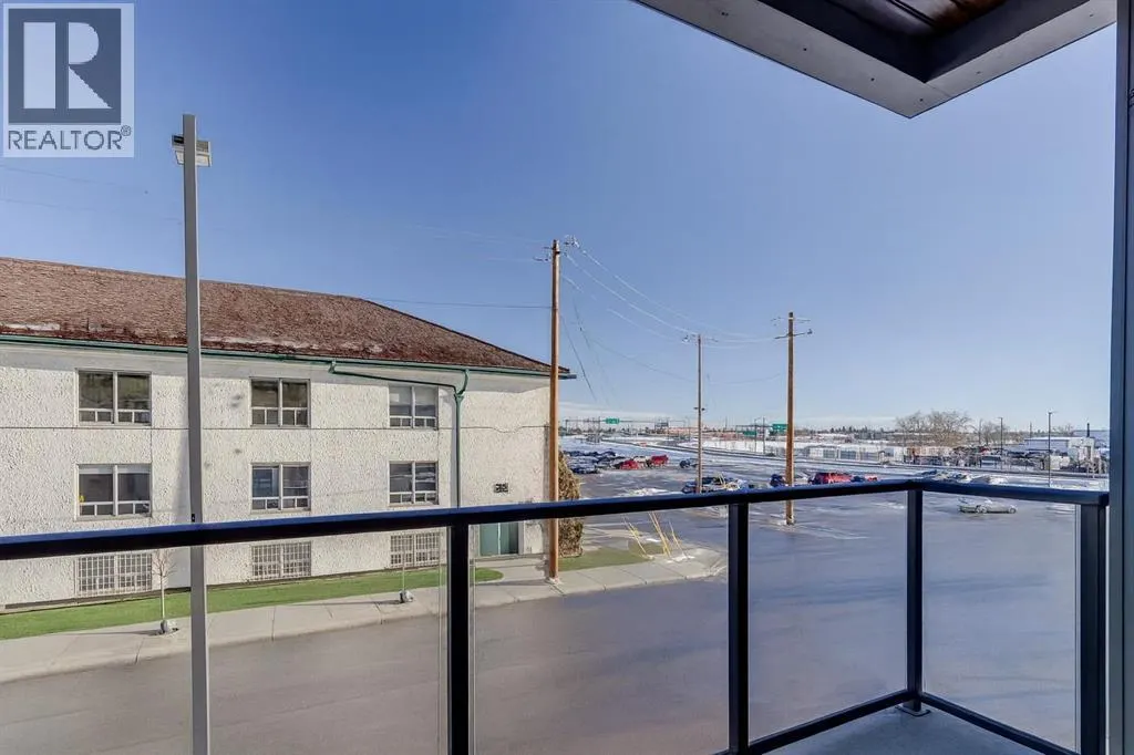 214, 370 Dieppe Drive SW