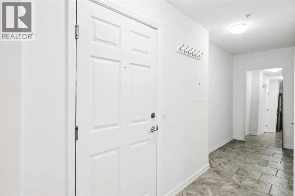 3102, 92 Crystal Shores Road