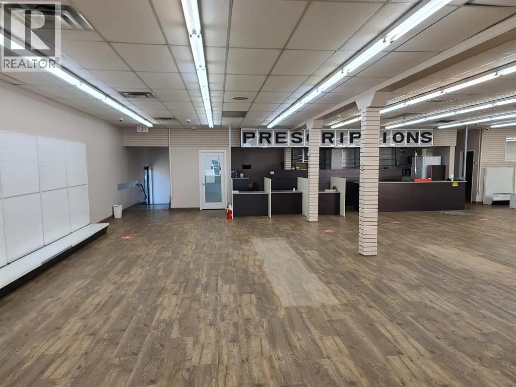 10013 100 Avenue
