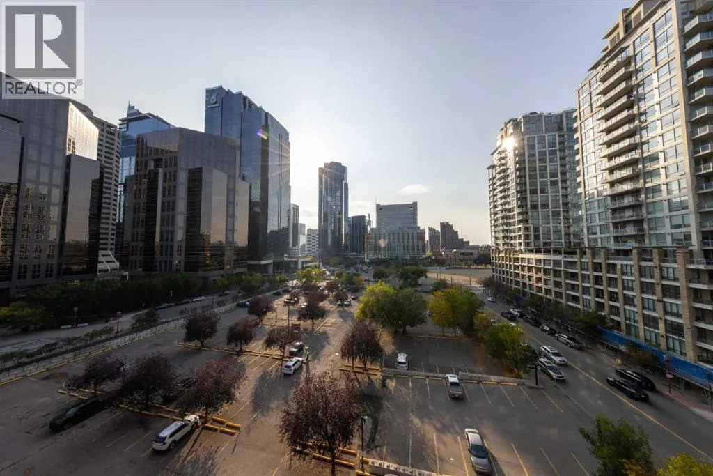 712, 205 Riverfront Avenue SW