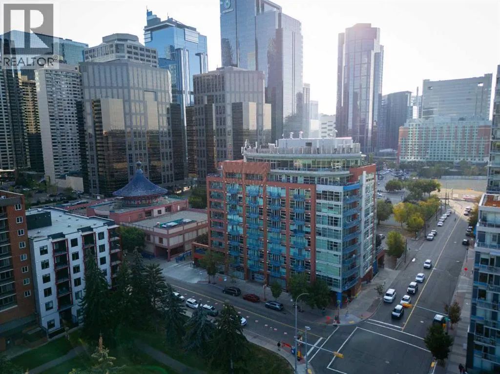 712, 205 Riverfront Avenue SW
