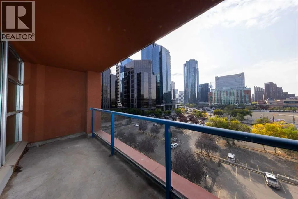712, 205 Riverfront Avenue SW