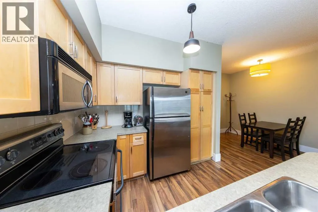 712, 205 Riverfront Avenue SW