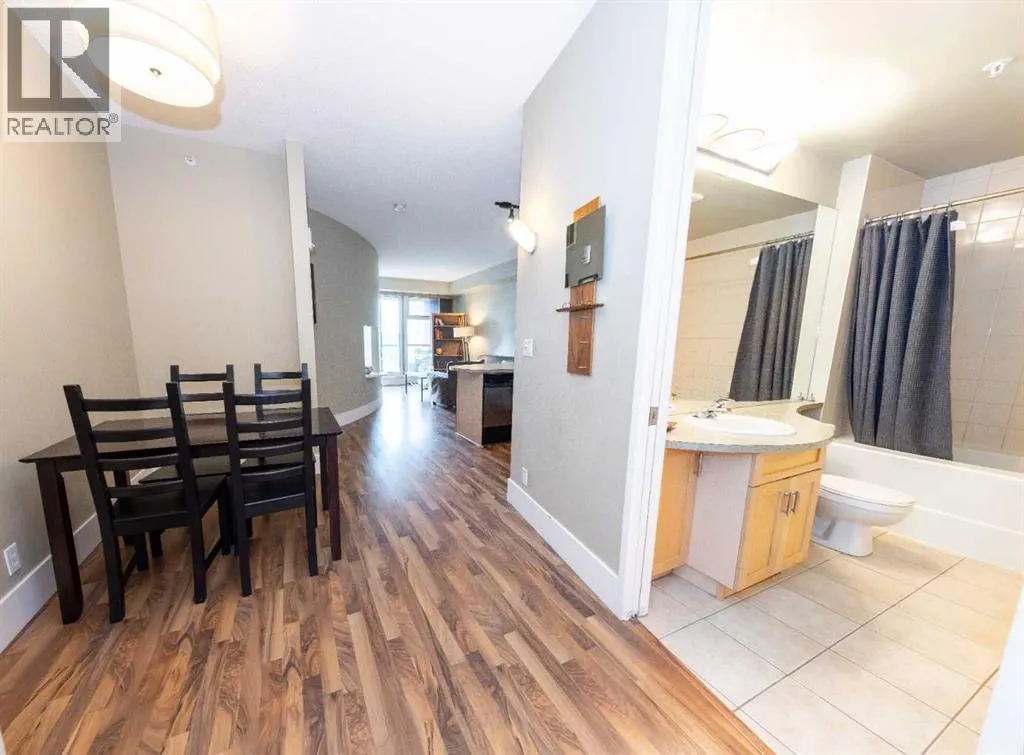 712, 205 Riverfront Avenue SW