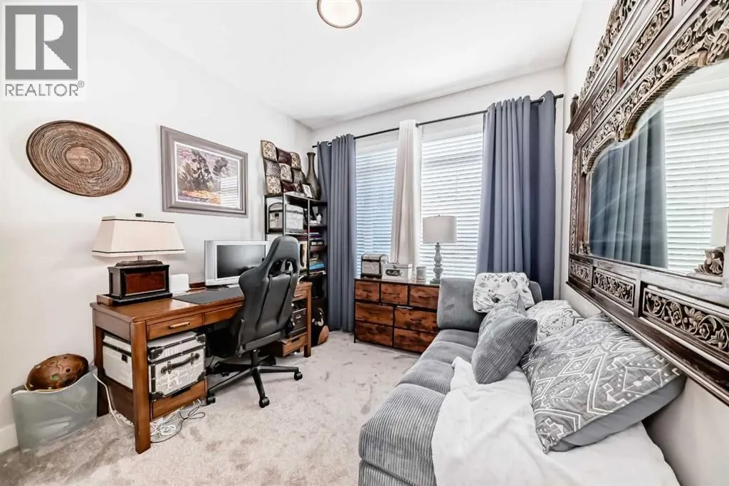 17 Royal Elm Green NW