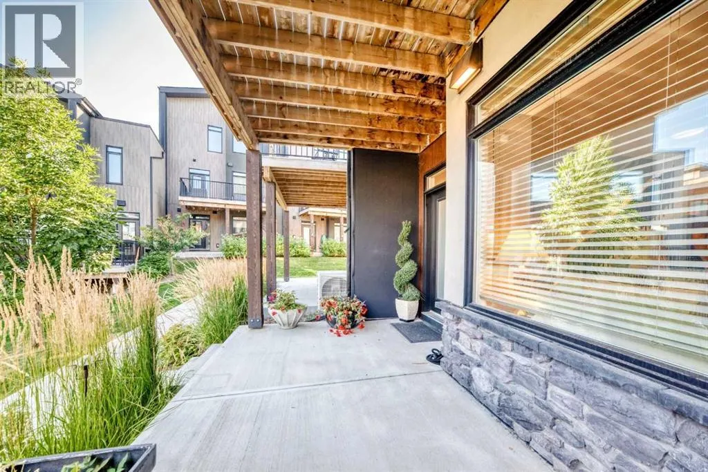 17 Royal Elm Green NW
