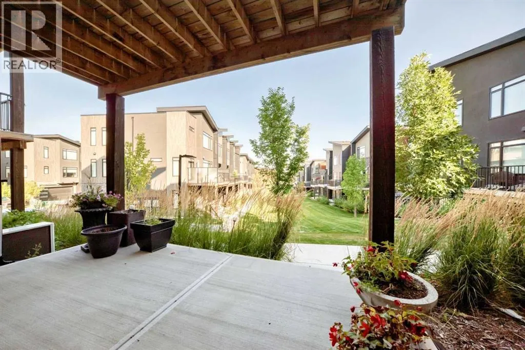 17 Royal Elm Green NW