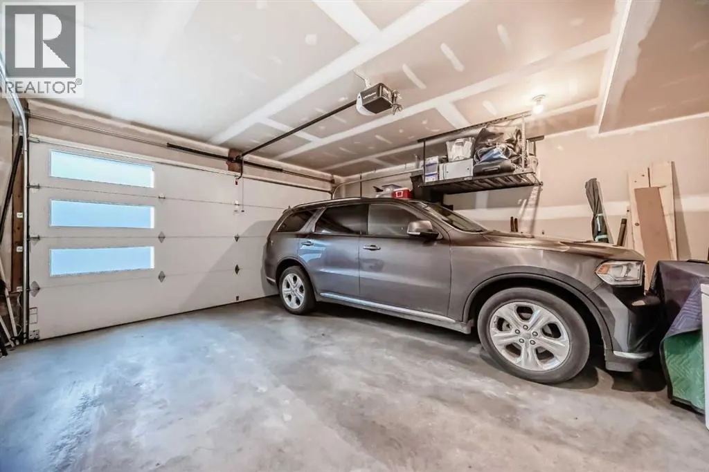 17 Royal Elm Green NW