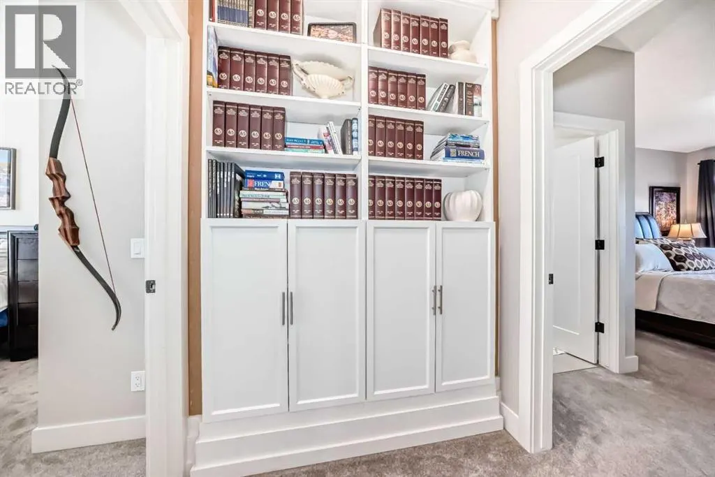 17 Royal Elm Green NW
