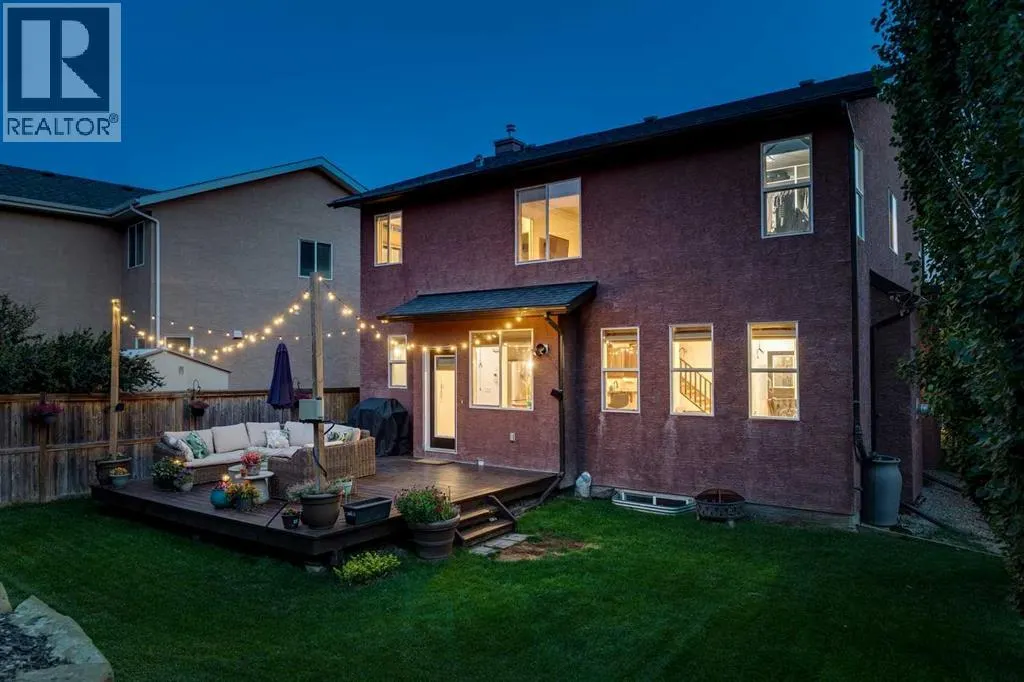 107 Aspen Stone Crescent SW