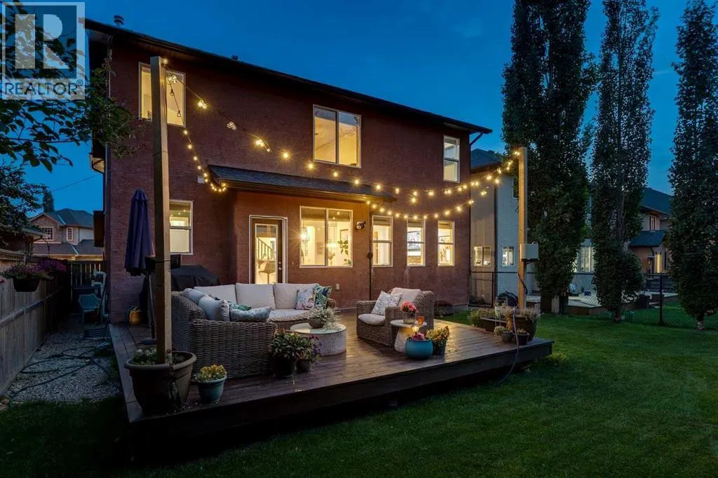 107 Aspen Stone Crescent SW