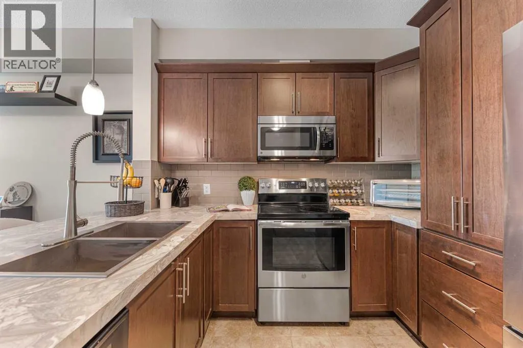 3207, 4 Kingsland Close SE