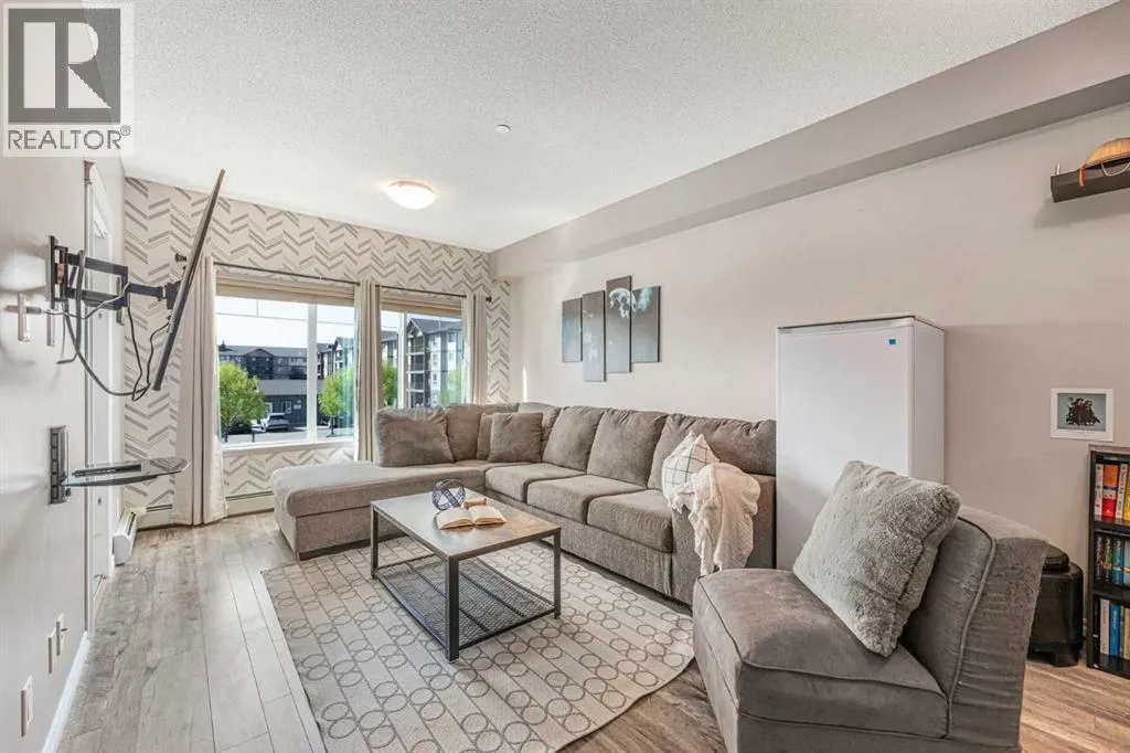 3207, 4 Kingsland Close SE