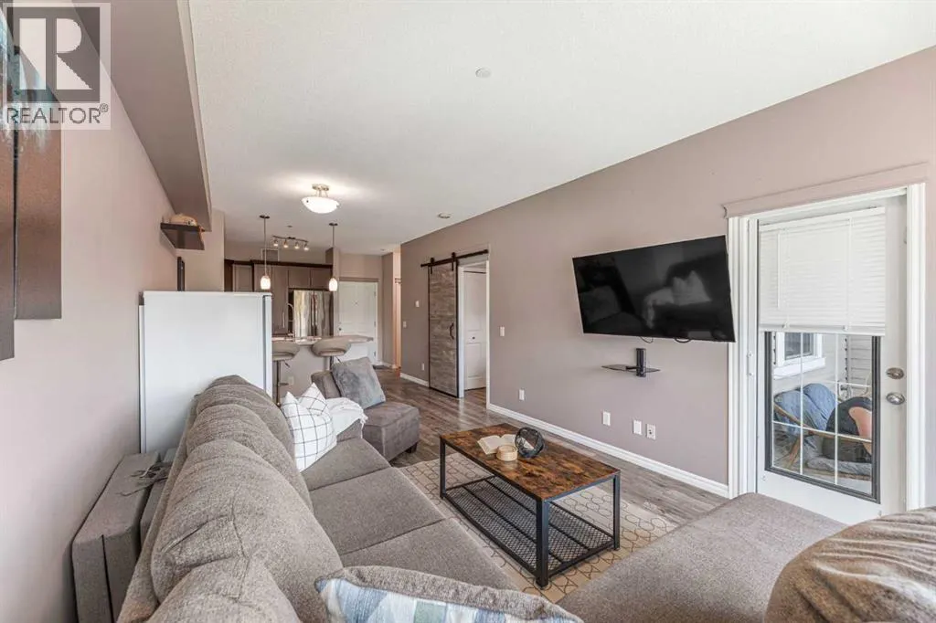 3207, 4 Kingsland Close SE