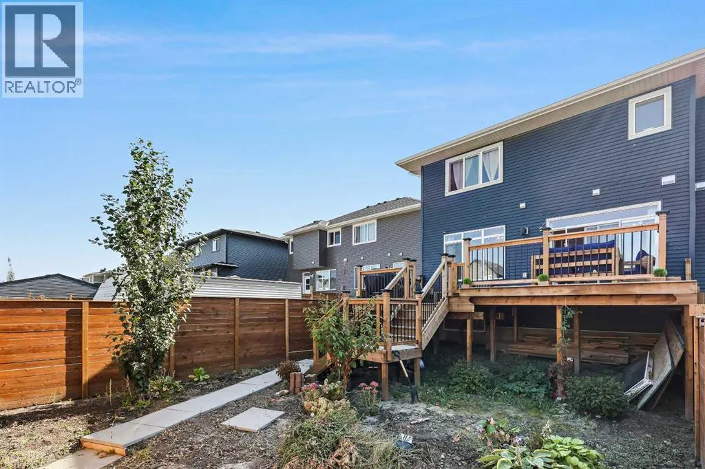 340 Lawthorn Way SE
