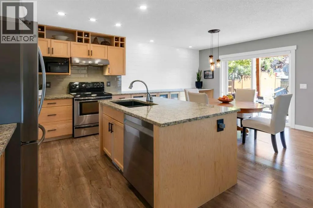 230 Evanscreek Court NW