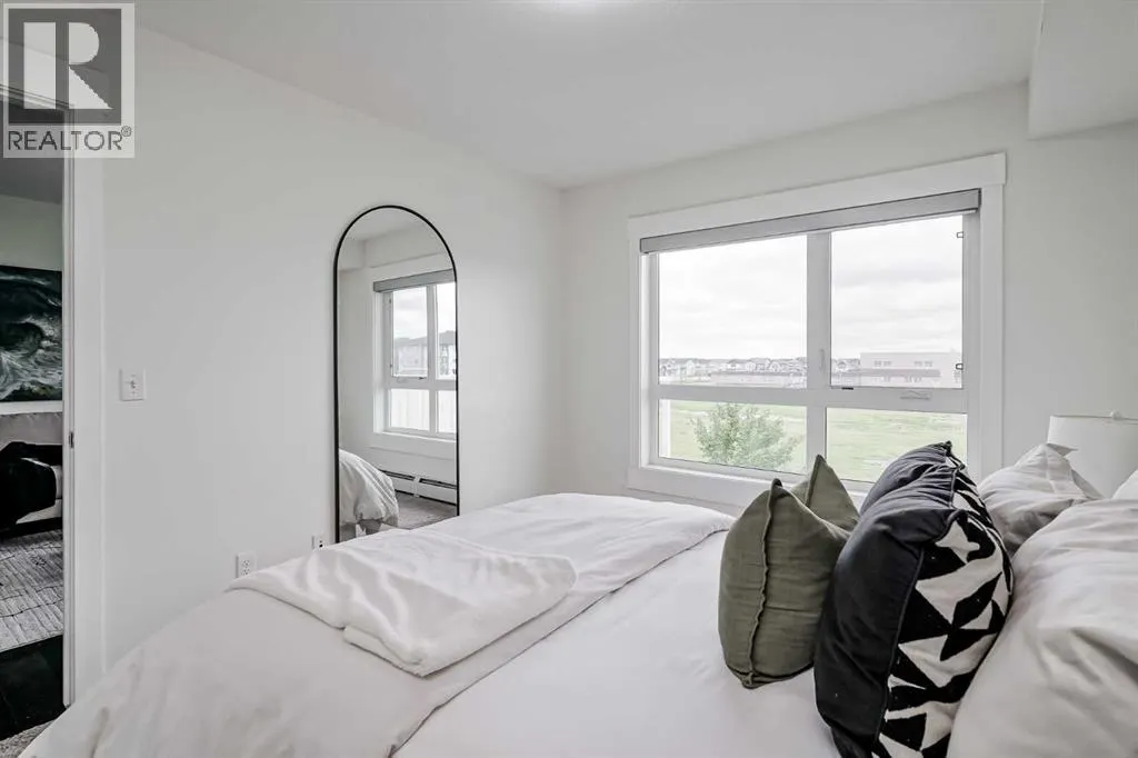 7404, 302 Skyview Ranch Drive NE