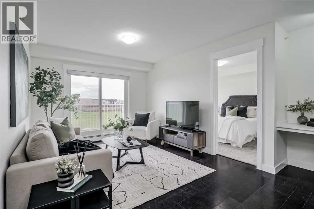 7404, 302 Skyview Ranch Drive NE