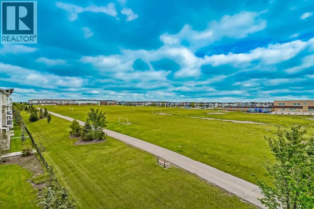 7404, 302 Skyview Ranch Drive NE