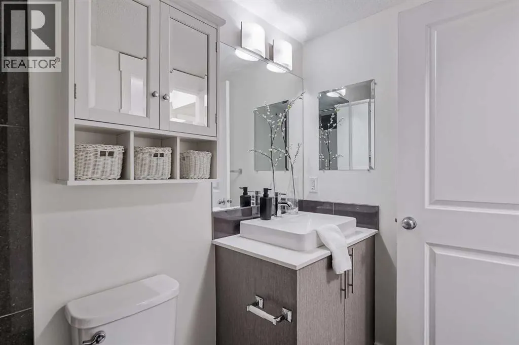 7404, 302 Skyview Ranch Drive NE