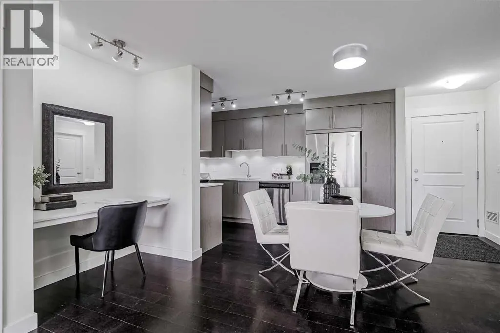 7404, 302 Skyview Ranch Drive NE
