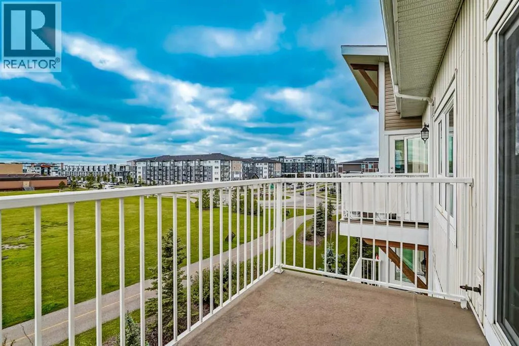 7404, 302 Skyview Ranch Drive NE