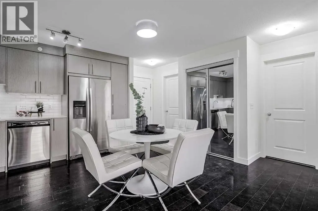 7404, 302 Skyview Ranch Drive NE