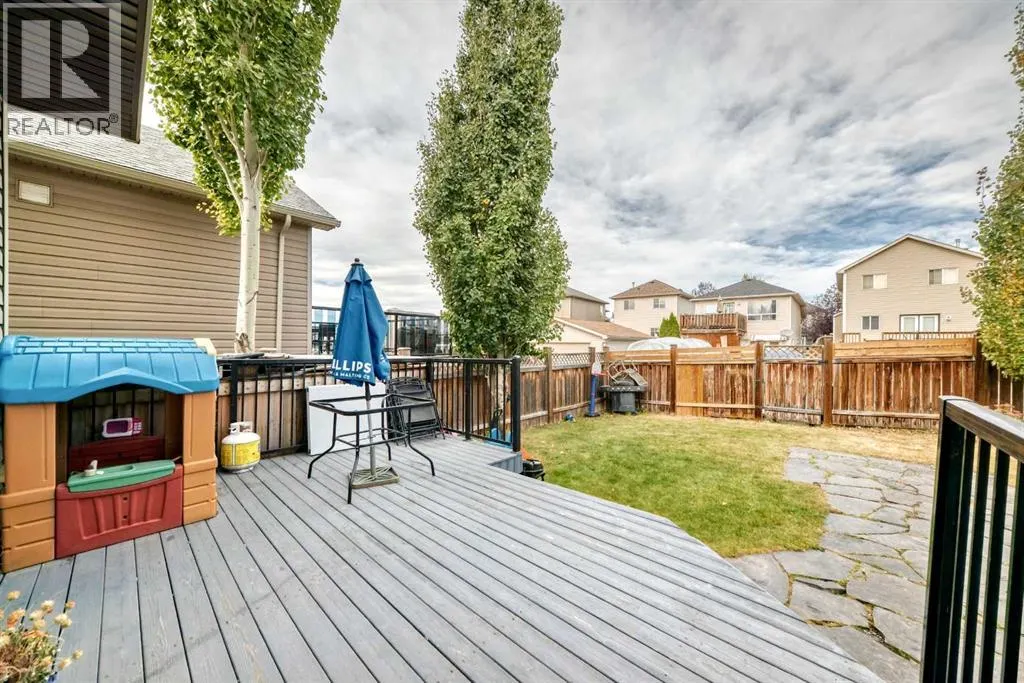 127 Covepark Green NE