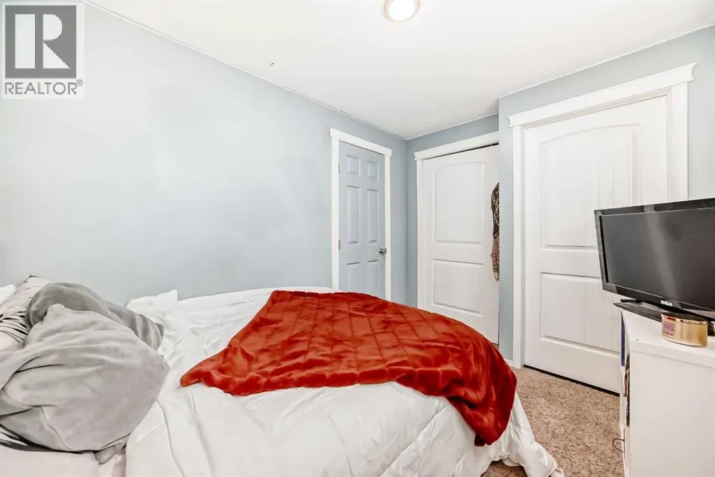 127 Covepark Green NE