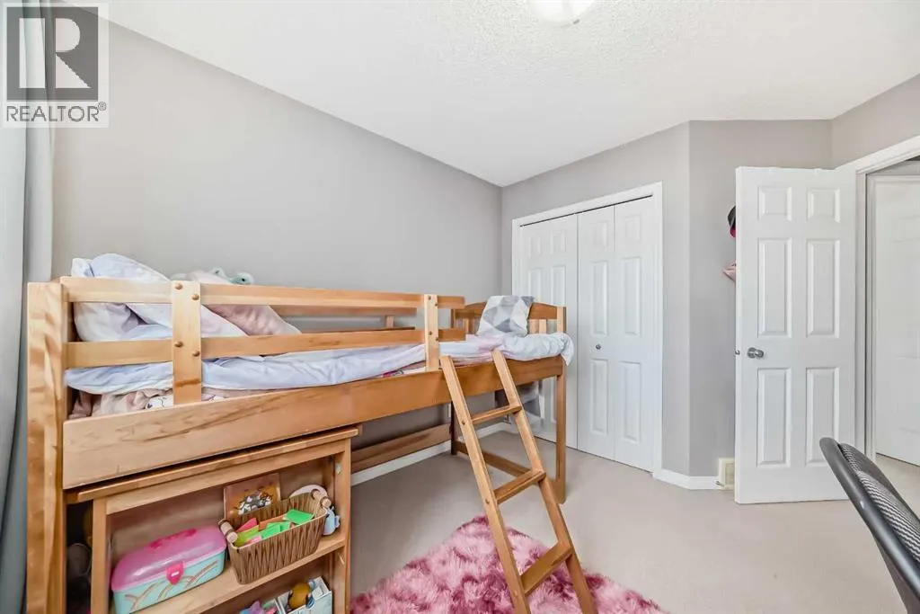 127 Covepark Green NE