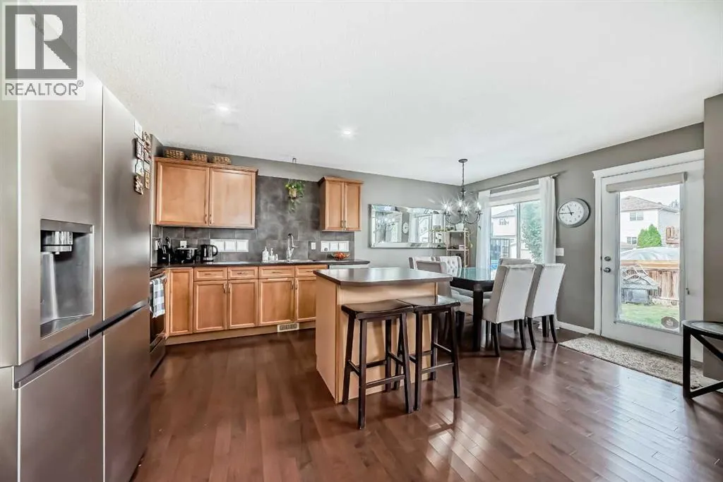 127 Covepark Green NE